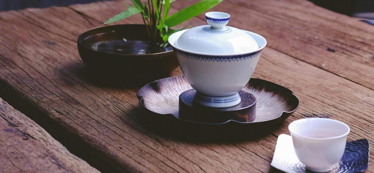 Fascynujące Historie Chińskich Herbat