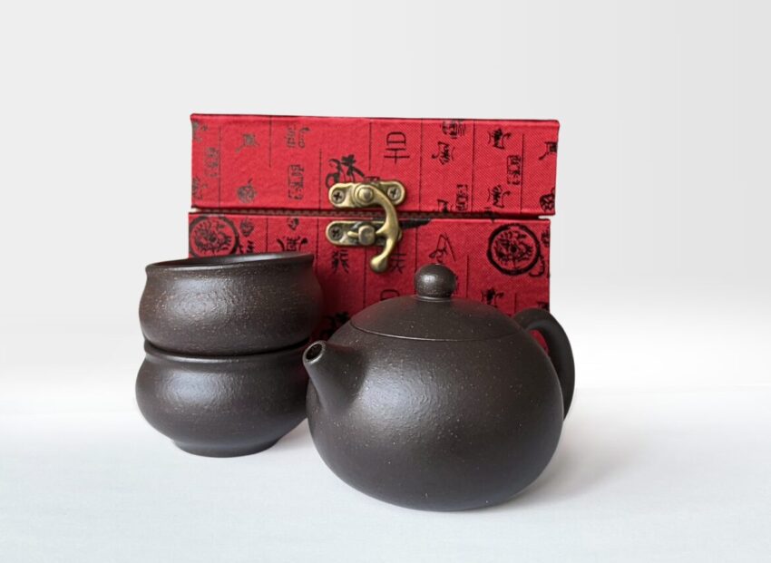 Czajniczek Yixing "Hei Jin Sha Xi Shi" (黑金砂西施) 100 ml — изображение 2