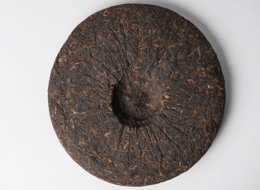 Shu Pu-Erh - Gui Zhu „Hong Yin” 2010, 357 g — изображение 2