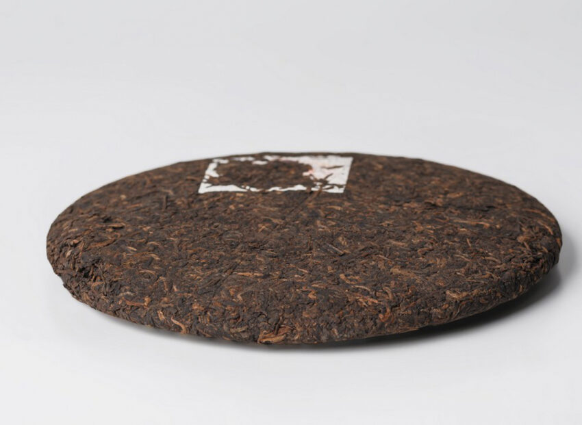 Shu Pu-Erh - Gui Zhu „Hong Yin” 2010, 357 g — изображение 3