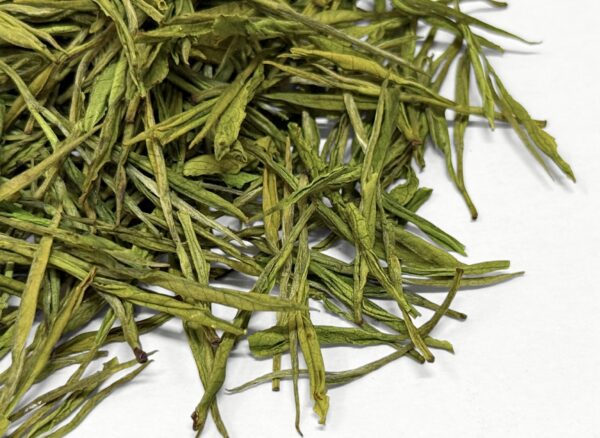 Anji Bai Cha – młode pąki i delikatne liście zielonej herbaty